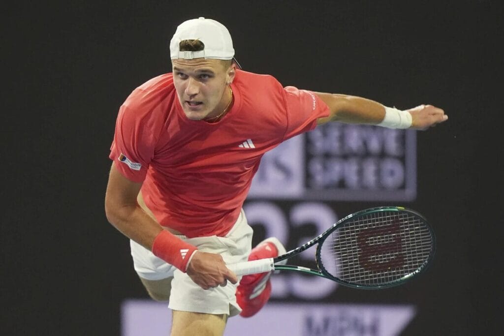 paises con mas tenistas top 100 ranking atp alex deminaur jakub mensik